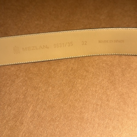 Mezlan men’s brown leather belt - Picture 4 of 8